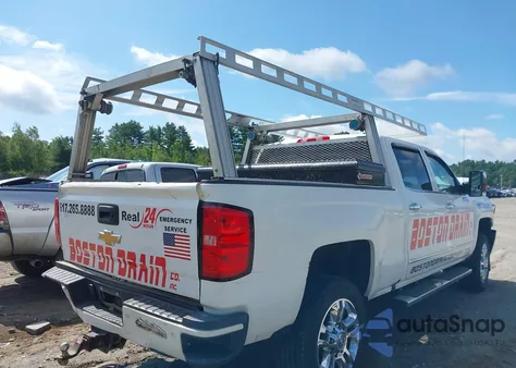 2019 Chevrolet Silverado 2500Hd High Country from USA, damaged, VIN 1GC1KUEG7KF189208